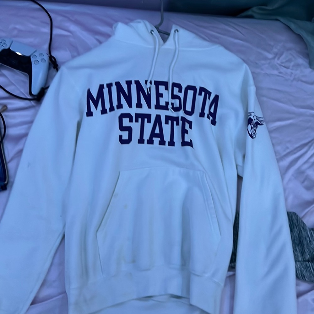 White champion hoodie